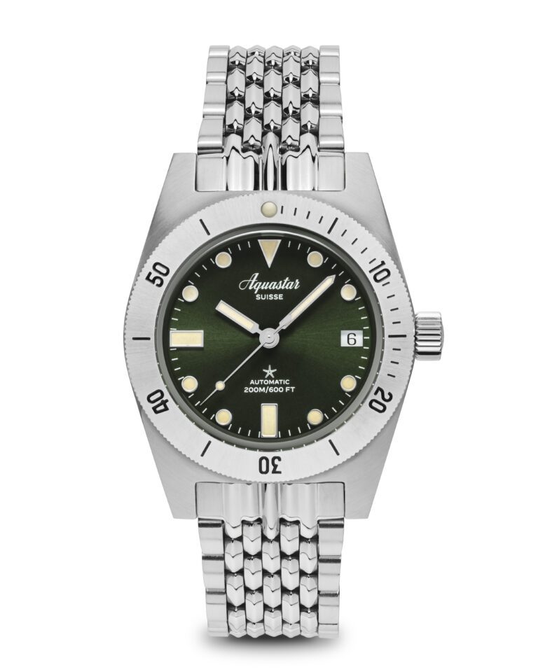 MODEL 60 GREENWICH                                                                        READ More