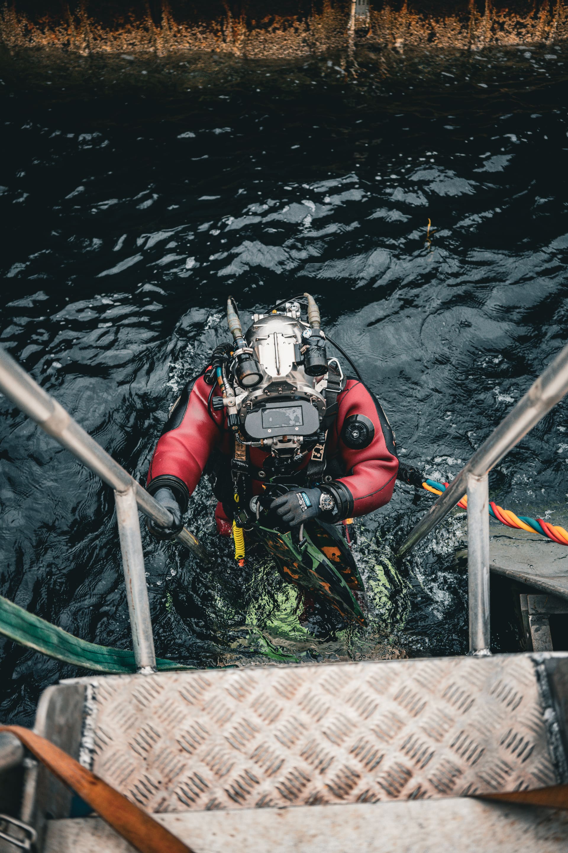 Aquastar Benthos Professional, worn by a working diver
