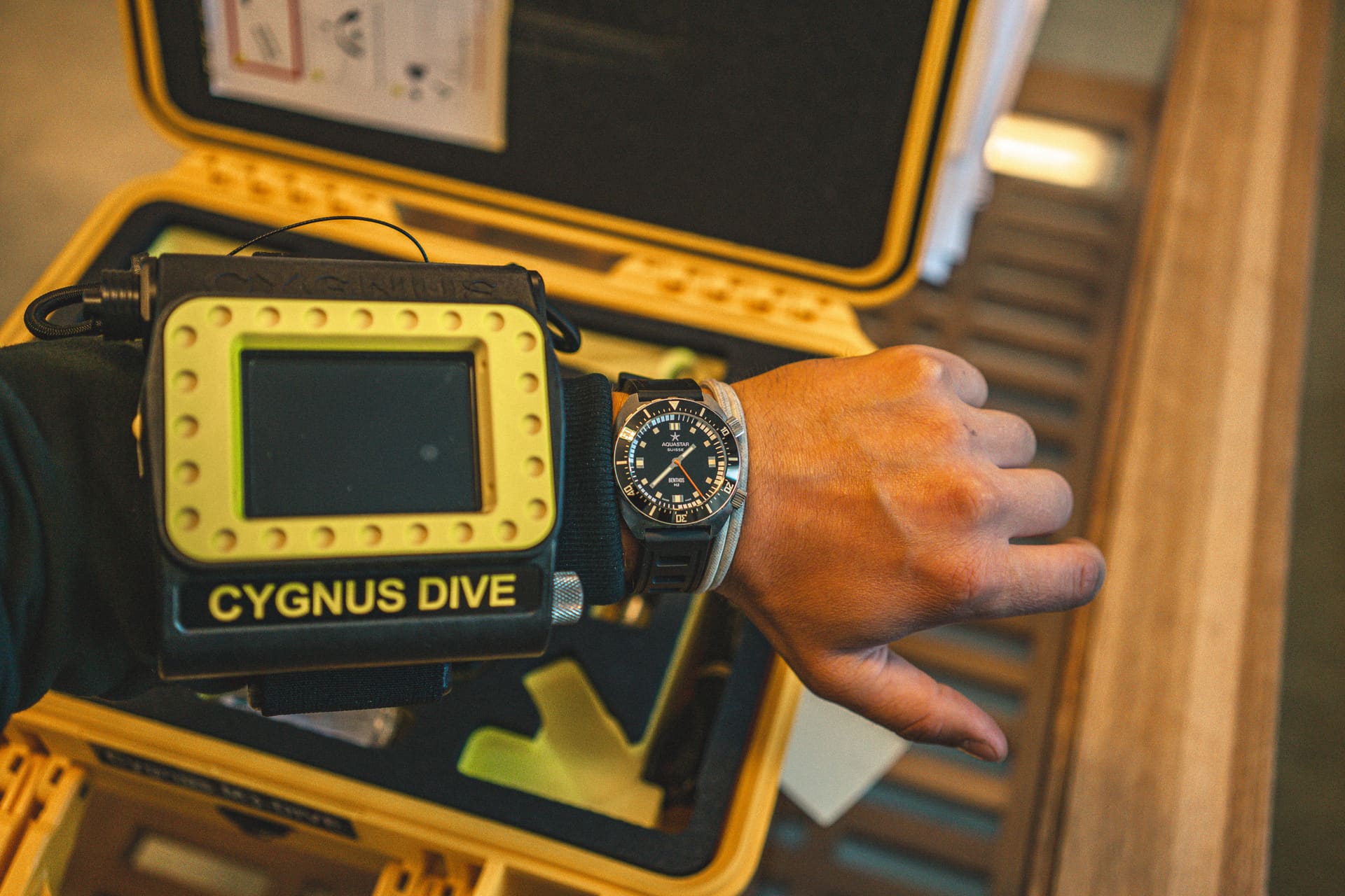 Aquastar Benthos Professional, worn by a working diver