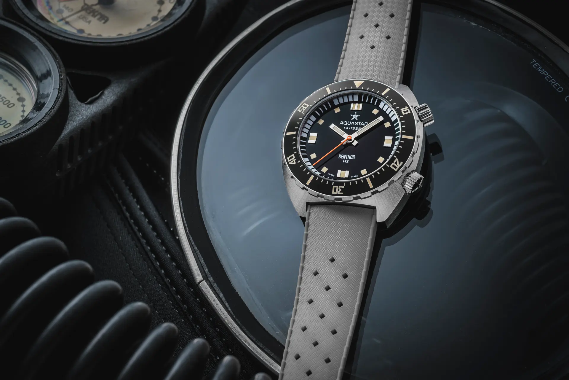 Aquastar Benthos Heritage II, studio photograph 10 of 27